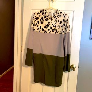 Color block sweatshirt dress Size L